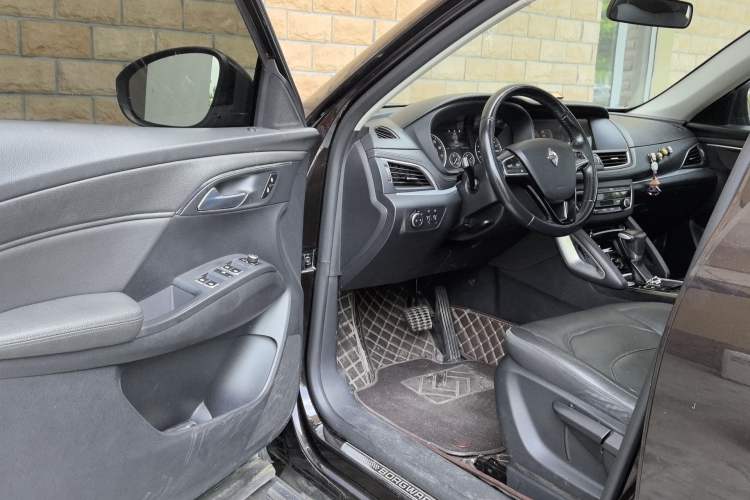 Used BORGWARD BX7 2016 28T 2WD Elite Edition 5-seater Driver Seat