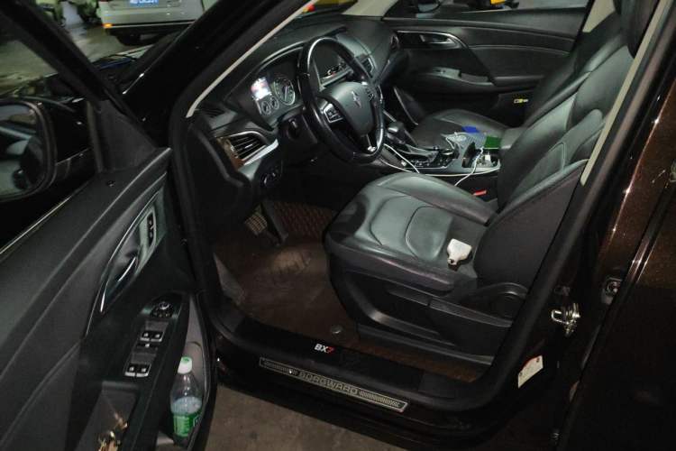 Used BORGWARD BX7 2016 28T 2WD Elite Edition 5-seater Driver Seat