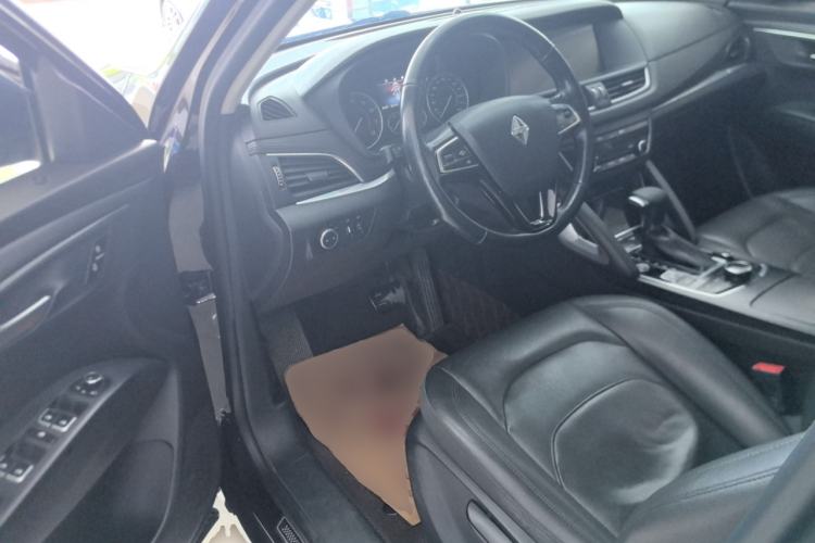 Used BORGWARD BX7 2016 28T 2WD Elite Edition 5-seater Driver Seat