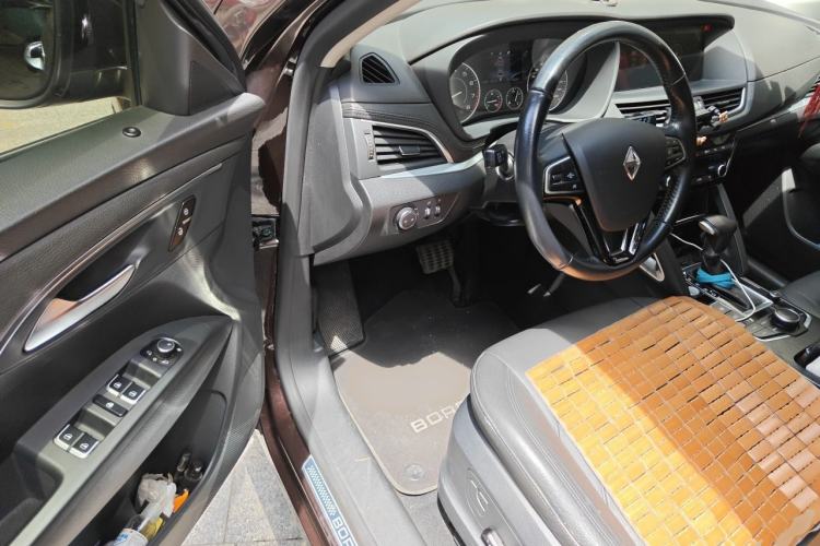 Used BORGWARD BX7 2016 28T 2WD Luxury Edition 7-seater Driver Seat