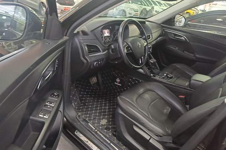 Used BORGWARD BX7 2016 28T 2WD Elite Edition 5-seater Driver Seat