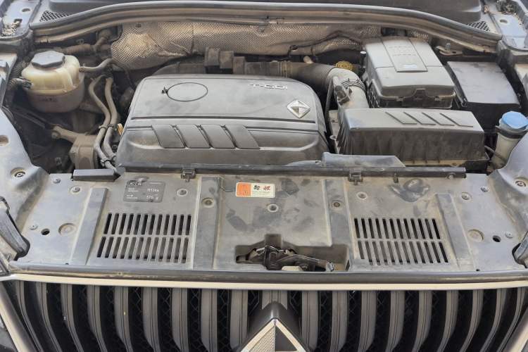 Used BORGWARD BX7 2016 28T 2WD Elite Edition 5-seater Engine Bay