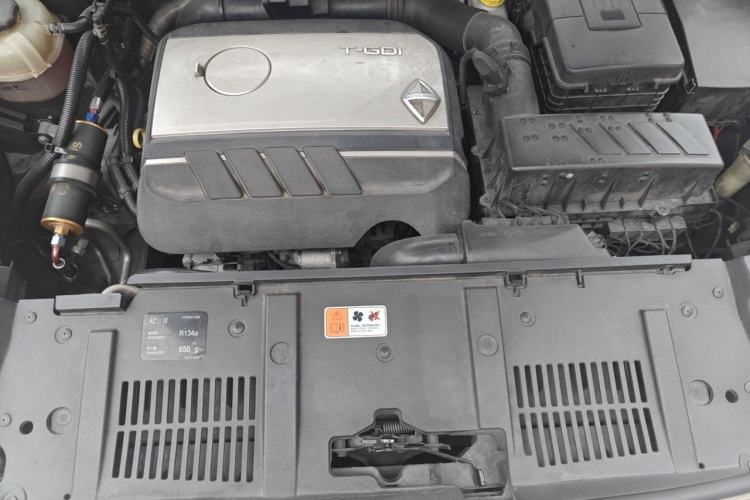 Used BORGWARD BX7 2016 28T Four-Wheel Drive Flagship Version 5 Seats Engine Bay