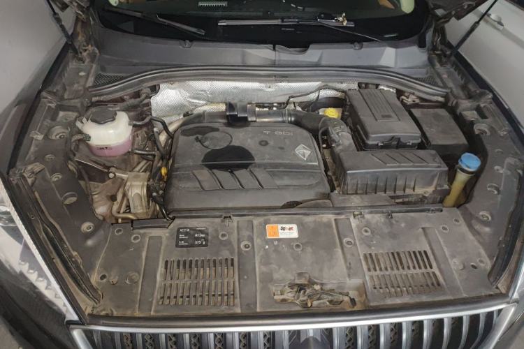 Used BORGWARD BX7 2016 28T Four-Wheel Drive Flagship Version 5 Seats Engine Bay