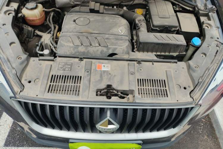 Used BORGWARD BX7 2016 28T Four-Wheel Drive Elite Edition 5 Seats Engine Bay