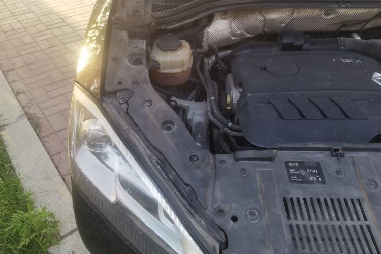 Used BORGWARD BX7 2016 28T 2WD Elite Edition 5-seater Engine Bay Right