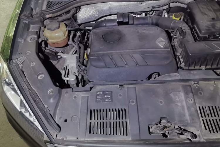 Used BORGWARD BX7 2016 28T Four-Wheel Drive Flagship Model 6 Seats Engine Bay Right