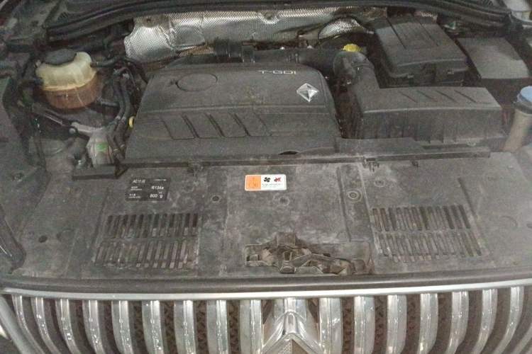 Used BORGWARD BX7 2016 28T Four-wheel Drive Flagship Version 7 Seats Engine Bay