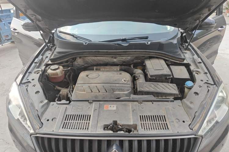 Used BORGWARD BX7 2016 28T Four-Wheel Drive Flagship Version 5 Seats Engine Bay