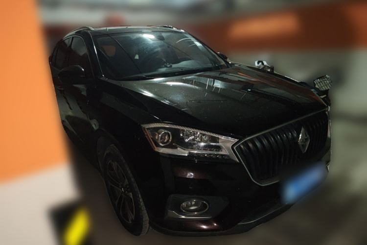 Used BORGWARD BX7 2016 28T Four-wheel Drive Luxury Version 7 Seats Front Right 45 Deg