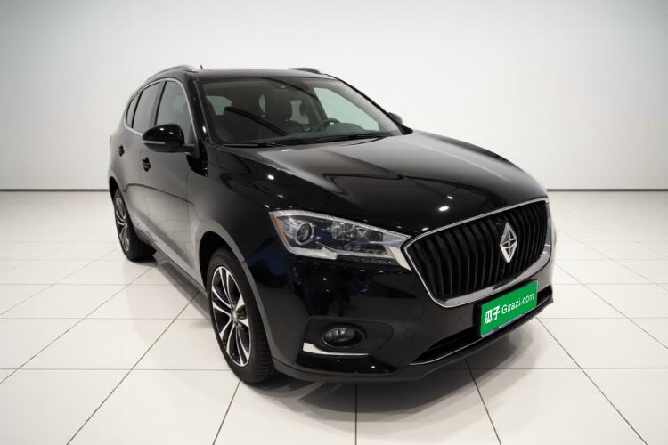 Used BORGWARD BX7 2016 28T Four-wheel Drive Luxury Version 7 Seats Front Right 45 Deg