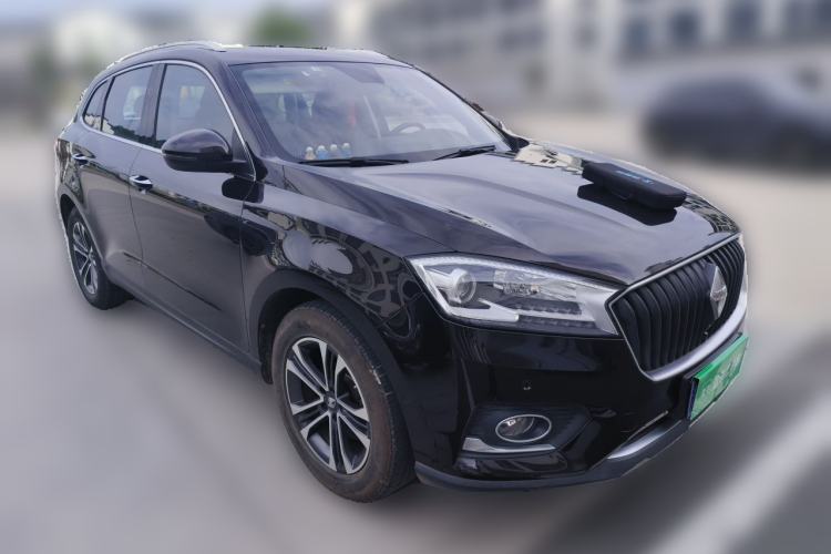 Used BORGWARD BX7 2016 28T Two-Wheel Drive Luxury Version 5 Seats Front Right 45 Deg