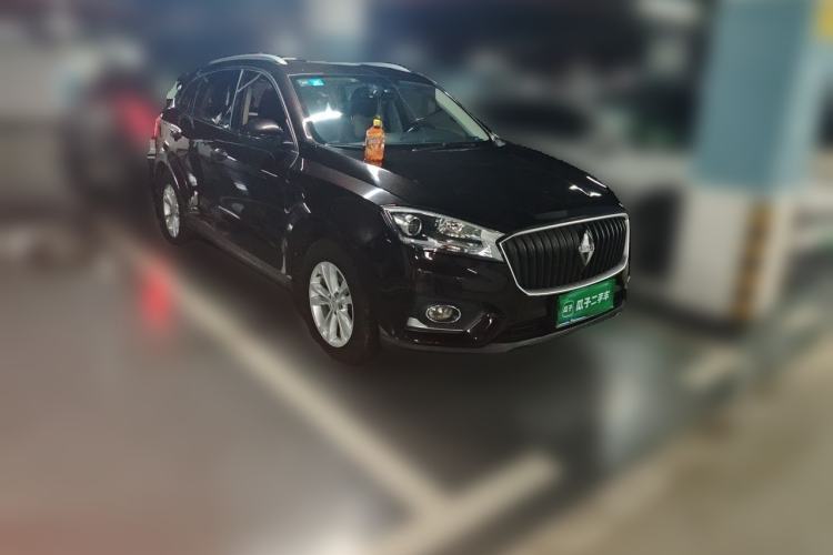 Used BORGWARD BX7 2016 28T 2WD Elite Edition 5-seater Front Right 45 Deg