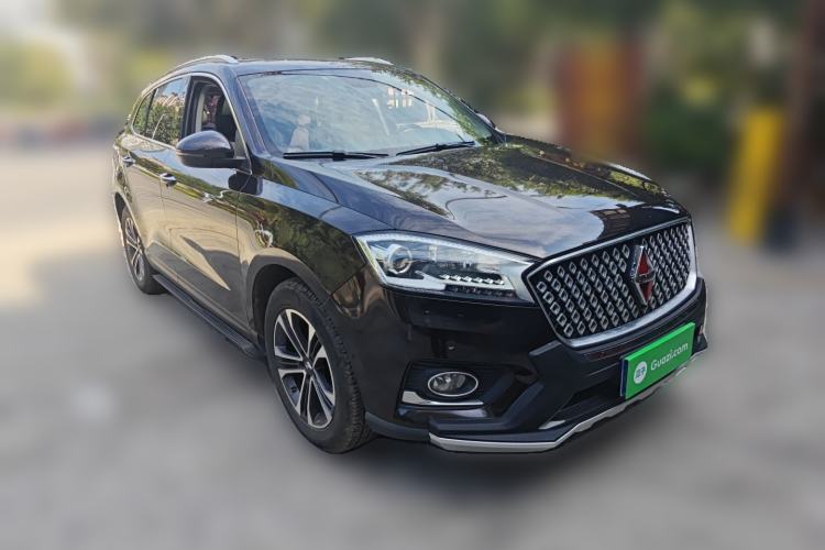 Used BORGWARD BX7 2016 28T Two-Wheel Drive Luxury Version 5 Seats Front Right 45 Deg