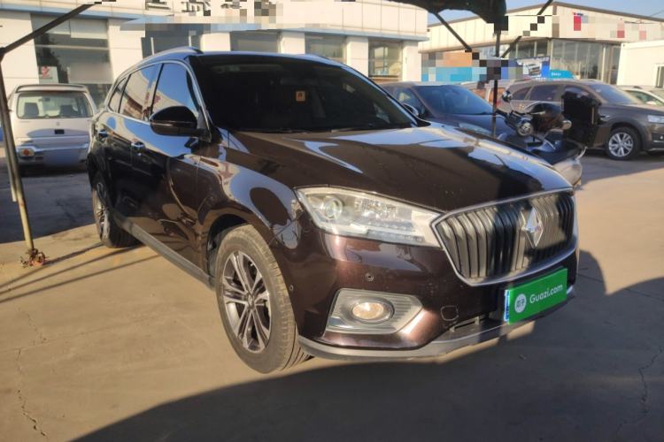 Used BORGWARD BX7 2016 28T Four-wheel Drive Luxury Edition 5 Seats Front Right 45 Deg