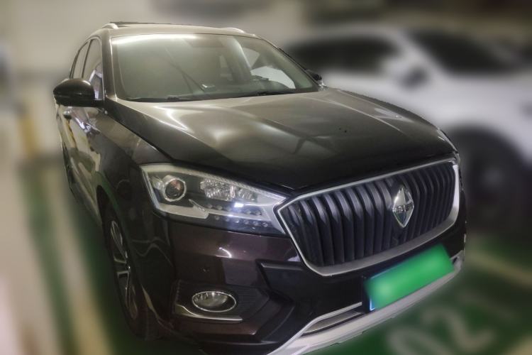 Used BORGWARD BX7 2016 28T Four-Wheel Drive Flagship Version 5 Seats Front Right 45 Deg