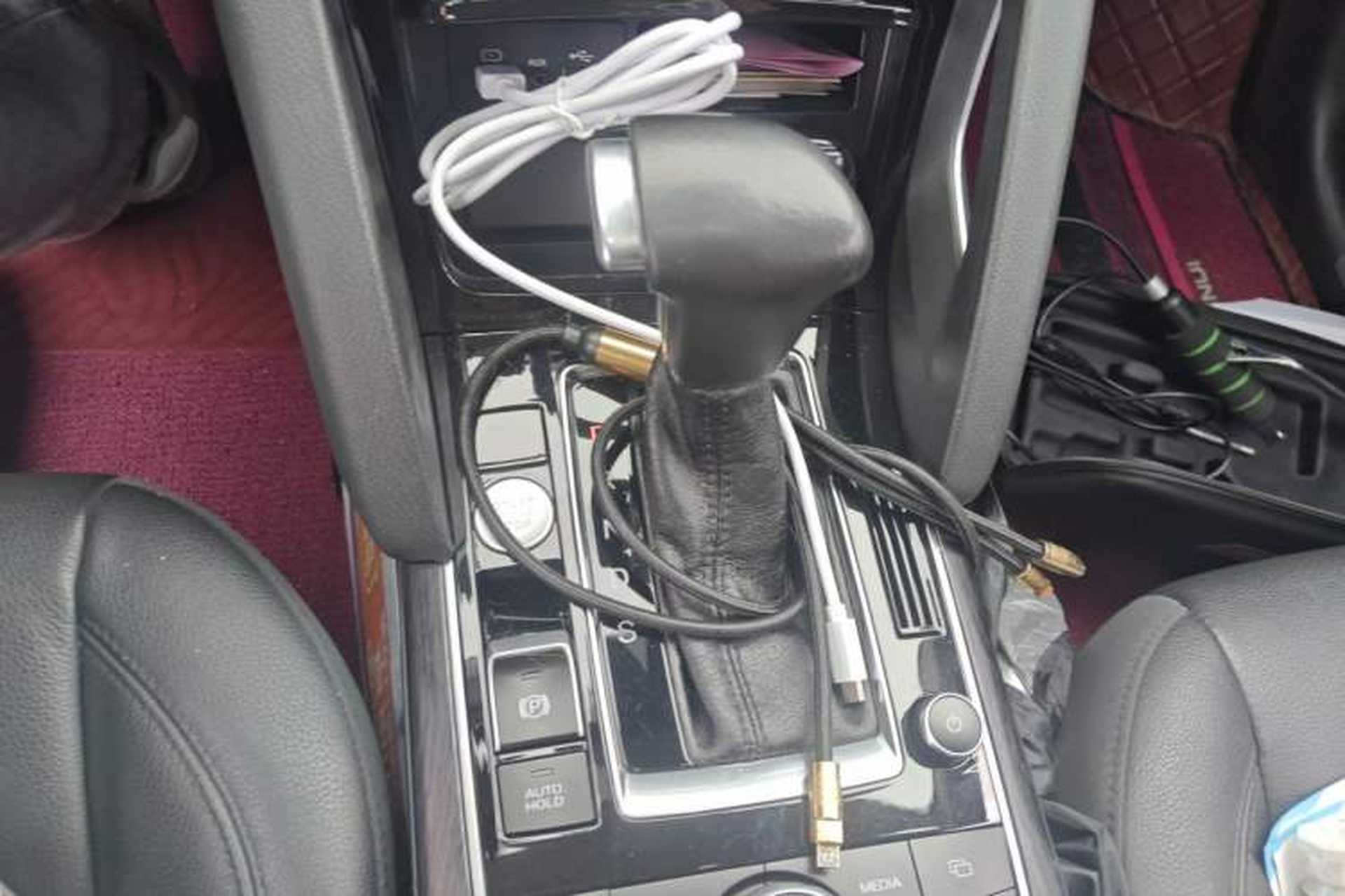 Used BORGWARD BX7 2016 28T Four-Wheel Drive Flagship Version 5 Seats Gear Lever