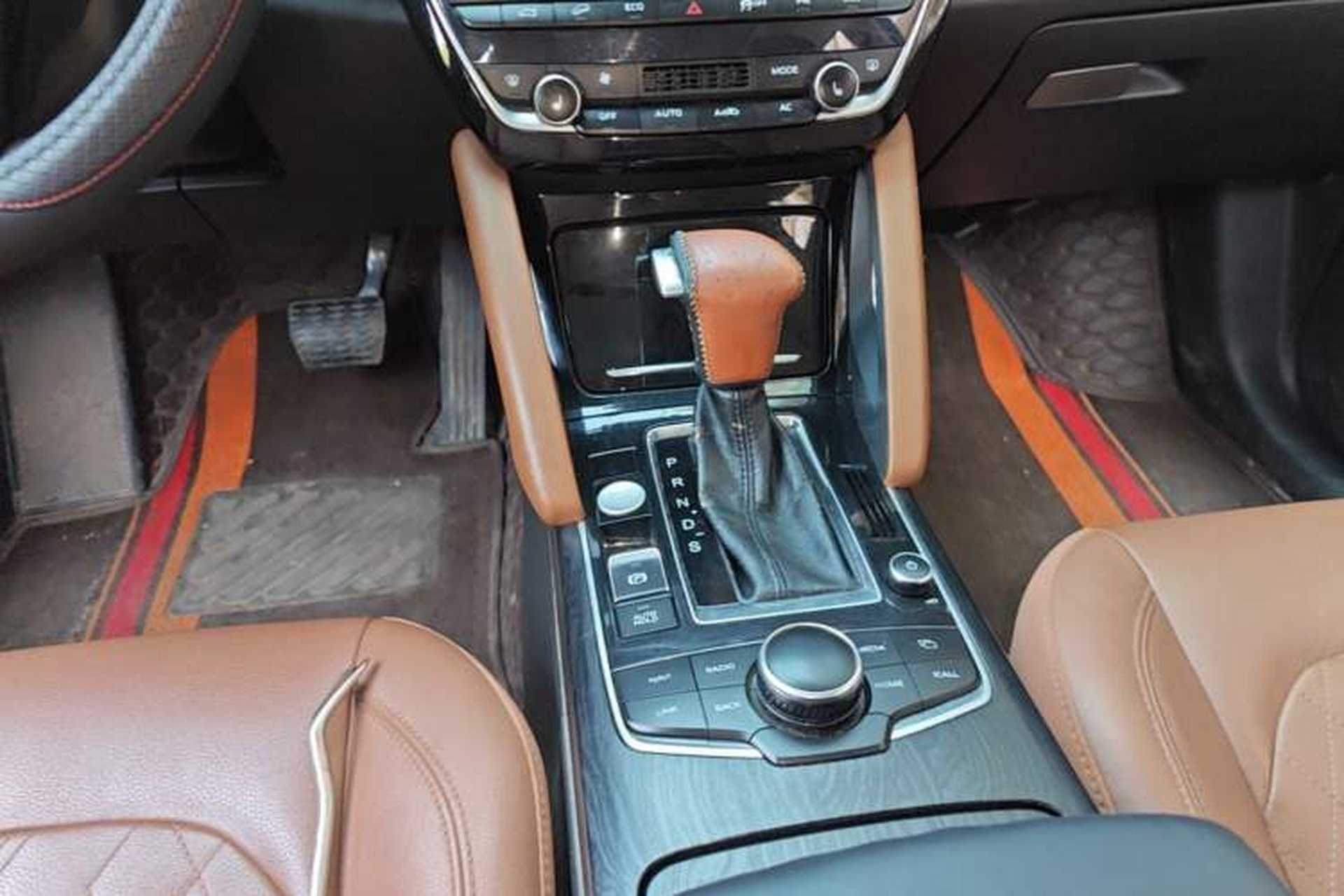 Used BORGWARD BX7 2016 28T Four-Wheel Drive Flagship Version 5 Seats Gear Lever