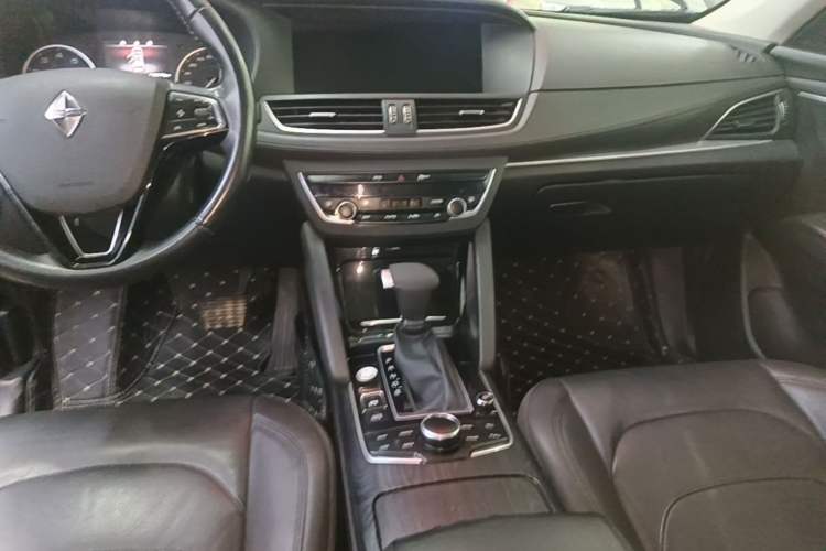 Used BORGWARD BX7 2016 28T 2WD Elite Edition 5-seater Gear Lever