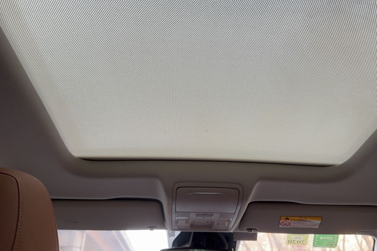 Used BORGWARD BX7 2016 28T Four-Wheel Drive Flagship Version 5 Seats Headliner