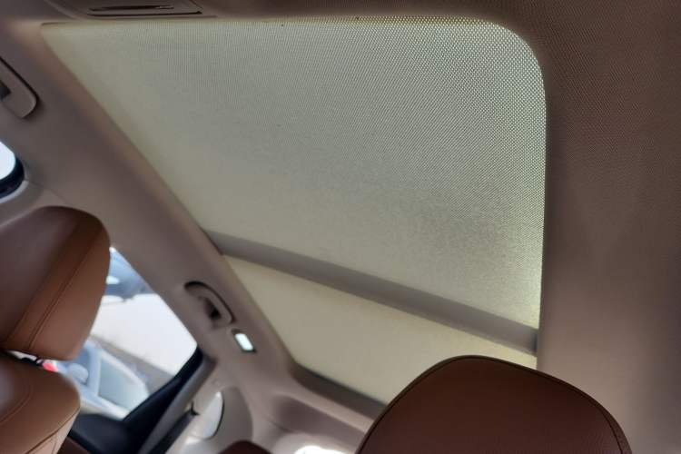 Used BORGWARD BX7 2016 28T 2WD Elite Edition 5-seater Headliner