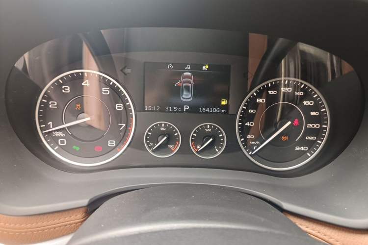 Used BORGWARD BX7 2016 28T Two-Wheel Drive Luxury Version 5 Seats Instrument Cluster