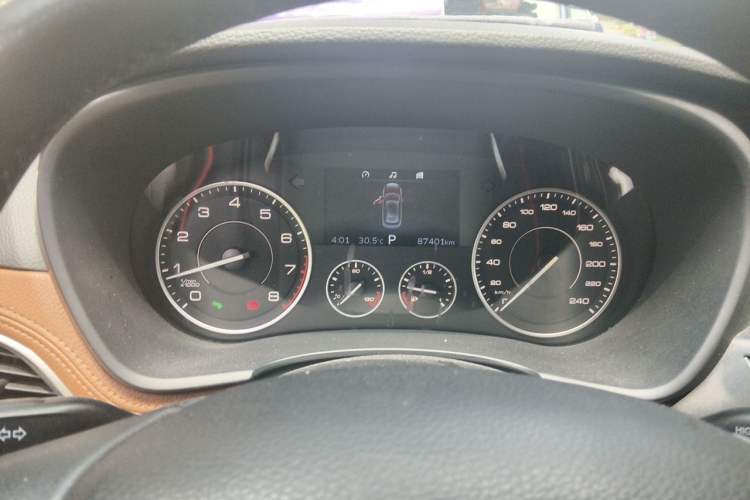 Used BORGWARD BX7 2016 28T Two-Wheel Drive Luxury Version 5 Seats Instrument Cluster