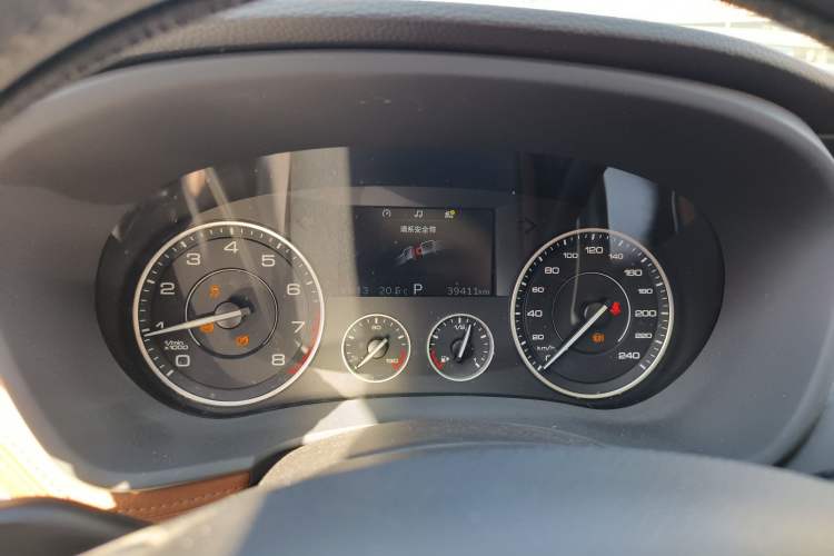 Used BORGWARD BX7 2016 28T Two-Wheel Drive Luxury Version 5 Seats Instrument Cluster