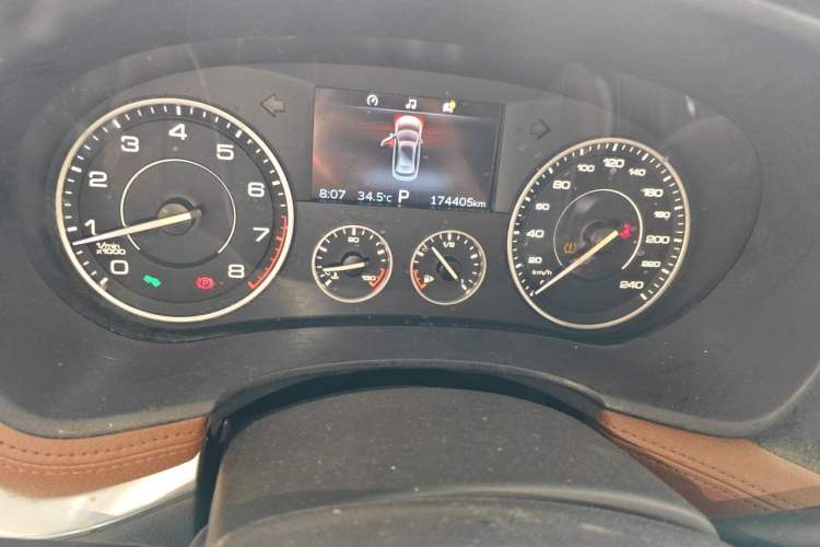 Used BORGWARD BX7 2016 28T Two-Wheel Drive Luxury Version 5 Seats Instrument Cluster