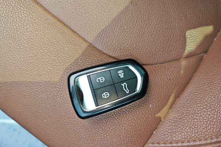 Used BORGWARD BX7 2016 28T 2WD Luxury Edition 7-seater Interior 1