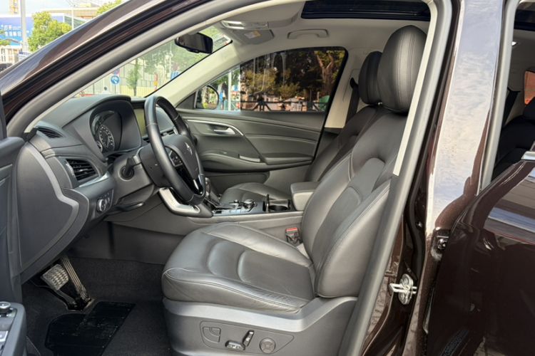 Used BORGWARD BX7 2016 28T 2WD Luxury Edition 7-seater Interior 4