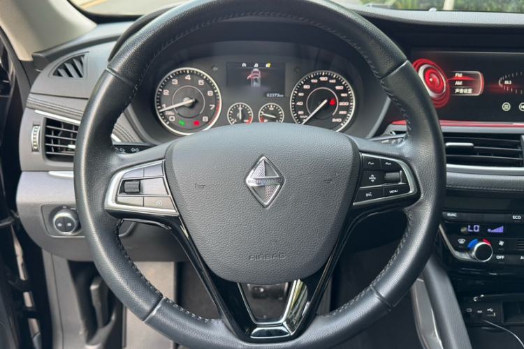 Used BORGWARD BX7 2016 28T 2WD Luxury Edition 7-seater Interior 7