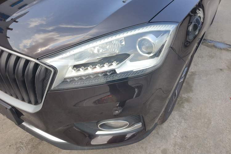 Used BORGWARD BX7 2016 28T Two-Wheel Drive Luxury Version 5 Seats Left Front Headlight