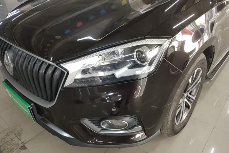 Used BORGWARD BX7 2016 28T Four-wheel Drive Luxury Version 7 Seats Left Front Headlight