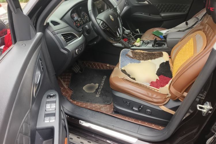 Used BORGWARD BX7 2016 28T Four-Wheel Drive Flagship Version 5 Seats Left Front Seat