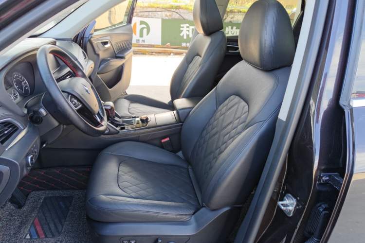 Used BORGWARD BX7 2016 28T Four-Wheel Drive Flagship Version 5 Seats Left Front Seat