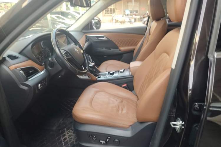 Used BORGWARD BX7 2016 28T Four-wheel Drive Flagship Version 7 Seats Left Front Seat
