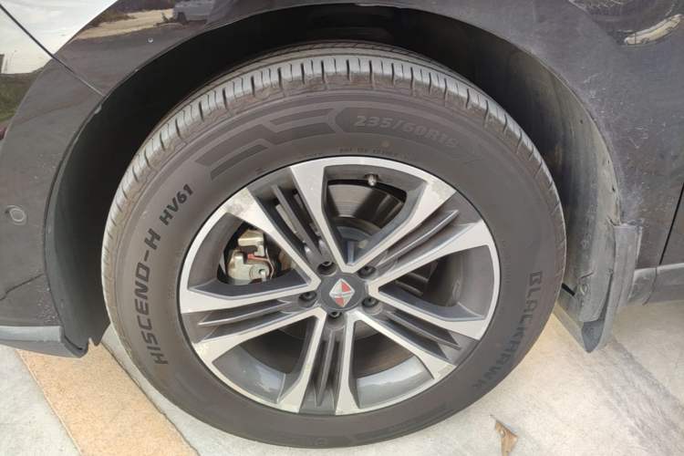 Used BORGWARD BX7 2016 28T Four-Wheel Drive Flagship Version 5 Seats Left Front Wheel Hub