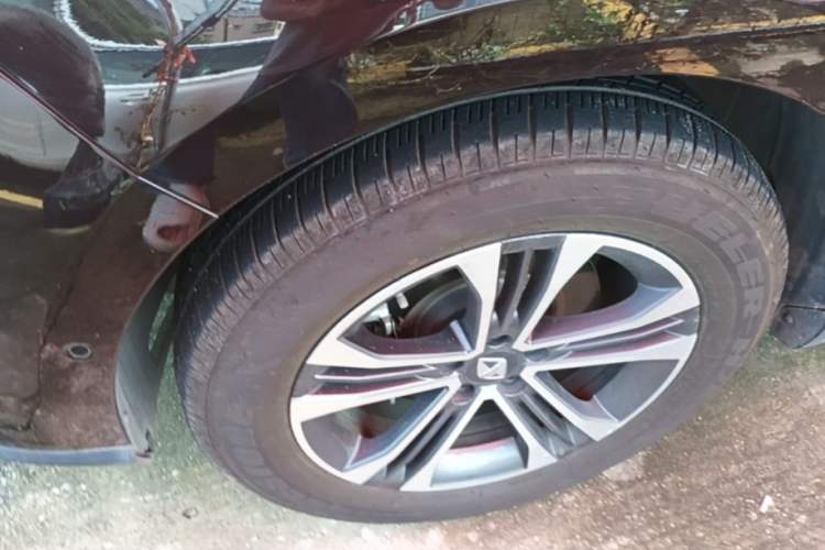 Used BORGWARD BX7 2016 28T 2WD Luxury Edition 7-seater Left Front Wheel Hub