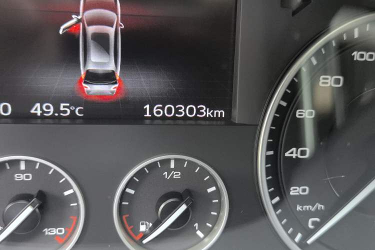 Used BORGWARD BX7 2016 28T 2WD Elite Edition 5-seater Odometer Close Up