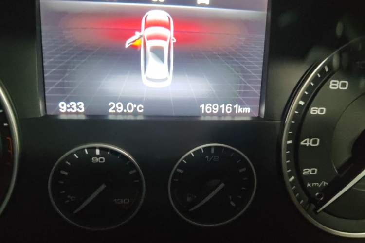 Used BORGWARD BX7 2016 28T 2WD Elite Edition 5-seater Odometer Close Up