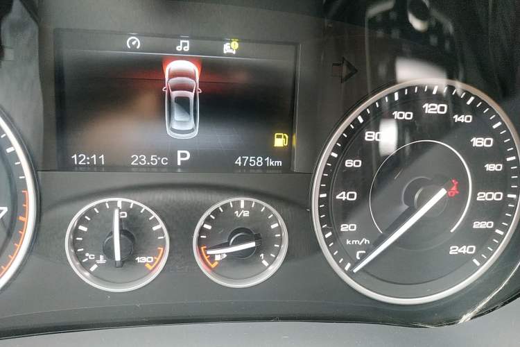 Used BORGWARD BX7 2016 28T Four-Wheel Drive Flagship Version 5 Seats Odometer Close Up