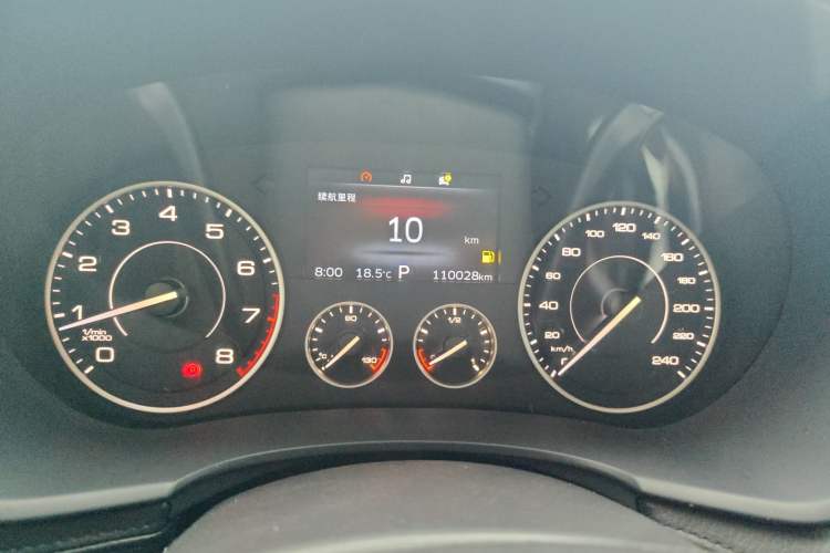Used BORGWARD BX7 2016 28T 2WD Elite Edition 5-seater Odometer Close Up