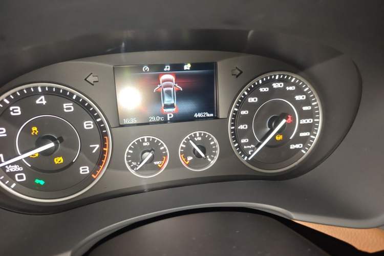 Used BORGWARD BX7 2016 28T Four-wheel Drive Flagship Version 7 Seats Odometer Close Up