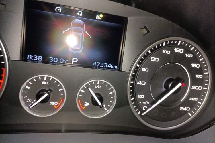Used BORGWARD BX7 2016 28T Four-Wheel Drive Flagship Version 5 Seats Odometer Close Up