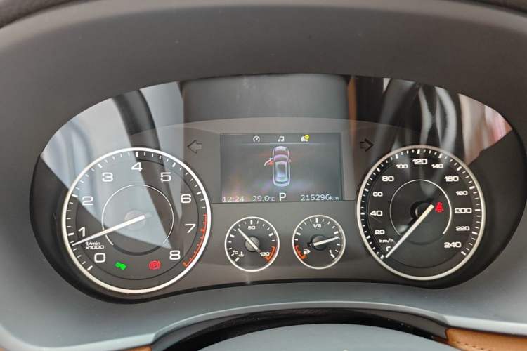 Used BORGWARD BX7 2016 28T Four-wheel Drive Flagship Version 7 Seats Odometer Close Up
