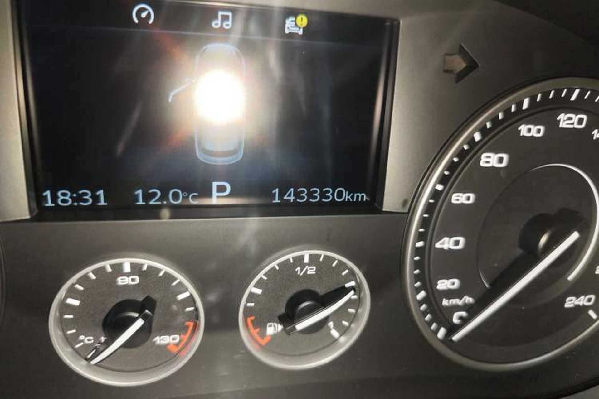 Used BORGWARD BX7 2016 28T Four-Wheel Drive Flagship Version 5 Seats Odometer Close Up
