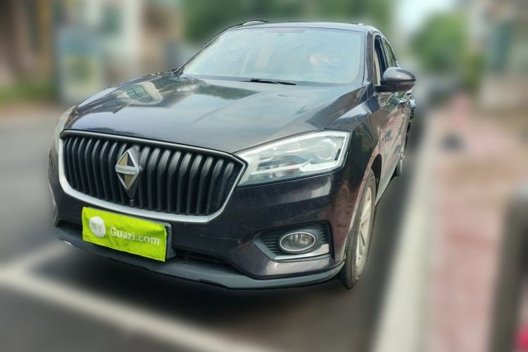 BORGWARD BX7 2016