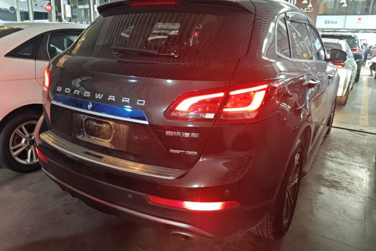 Used BORGWARD BX7 2016 28T 2WD Luxury Edition 7-seater Rear Right 45 Deg