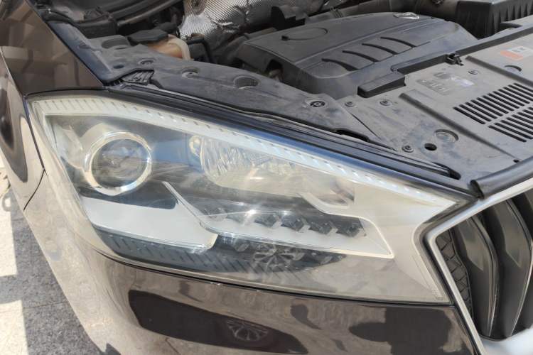 Used BORGWARD BX7 2016 28T 2WD Luxury Edition 7-seater Right Front Headlight